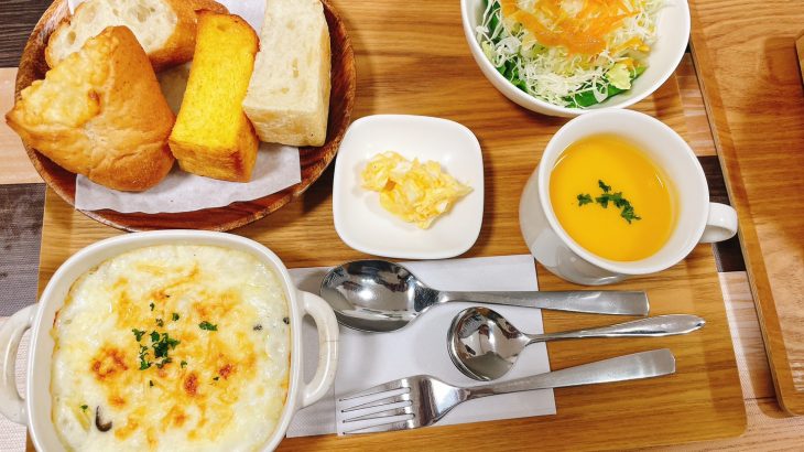 平良港近く！モーニングもランチも楽しめる『cafe furari』パン好きにたまらない島カフェ